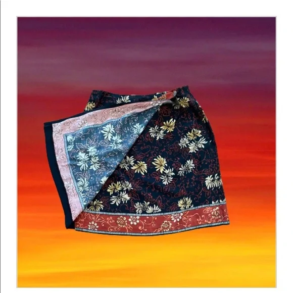 Requirements wrap skirt with elastic back size medium petite - Picture 5 of 8